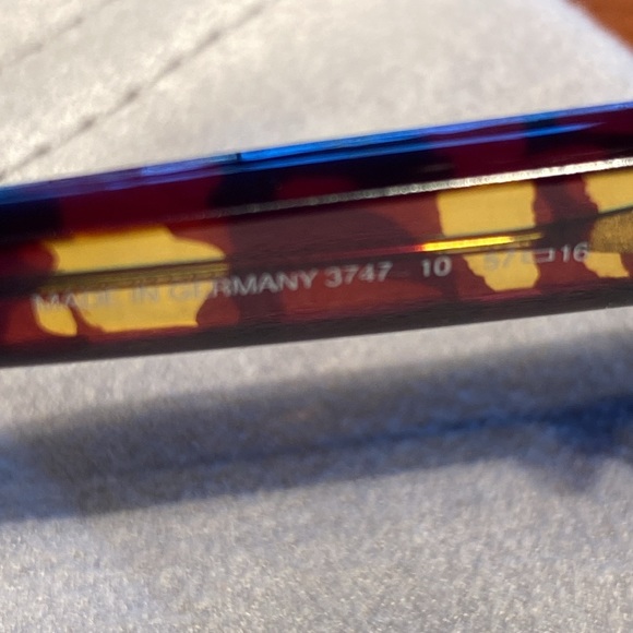 Authentic Vintage Paloma Picasso Sunglasses - Picture 5 of 8